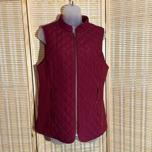 J. Jill Burgundy Red Zip Front Heavy Quilted Puffer Vest Button Pockets Medium